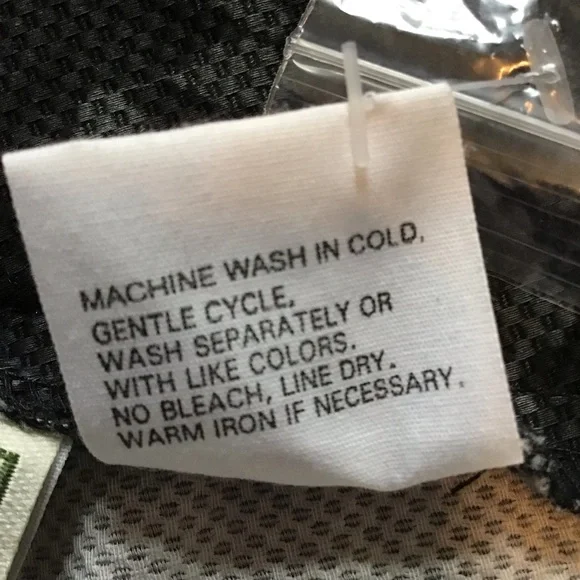 Holly Lane Jeans NWT - Picture 5 of 6